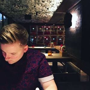 Meet your Posher, Lou